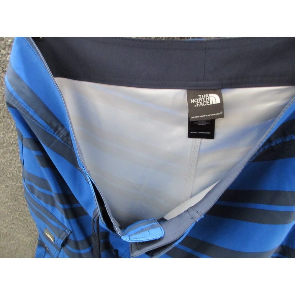The North Face Swim Trunks Mens Sz 34 Board Shorts Blue Stripes Swimming Pockets - Picture 9 of 13